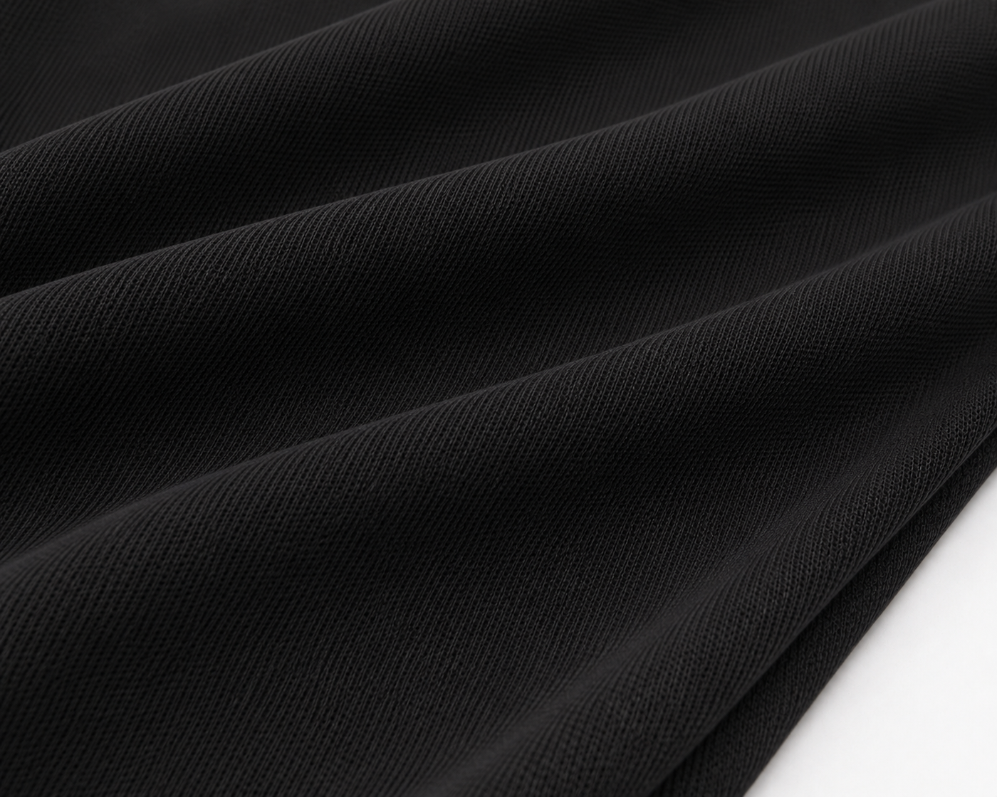 The Negative Space Short - Charcoal